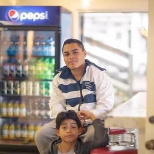 Meet your Posher, Luis